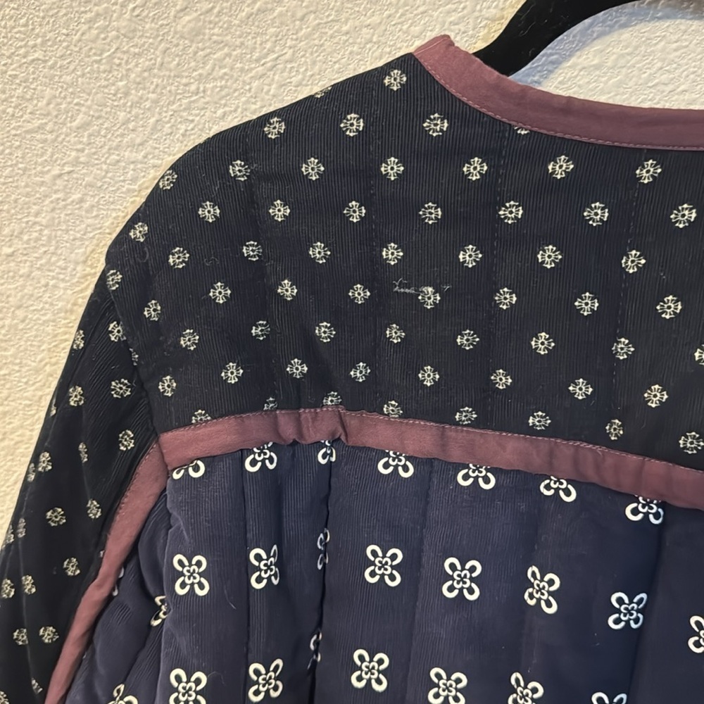 Patterned Velvet Quilted Jacket - Picture 6 of 7
